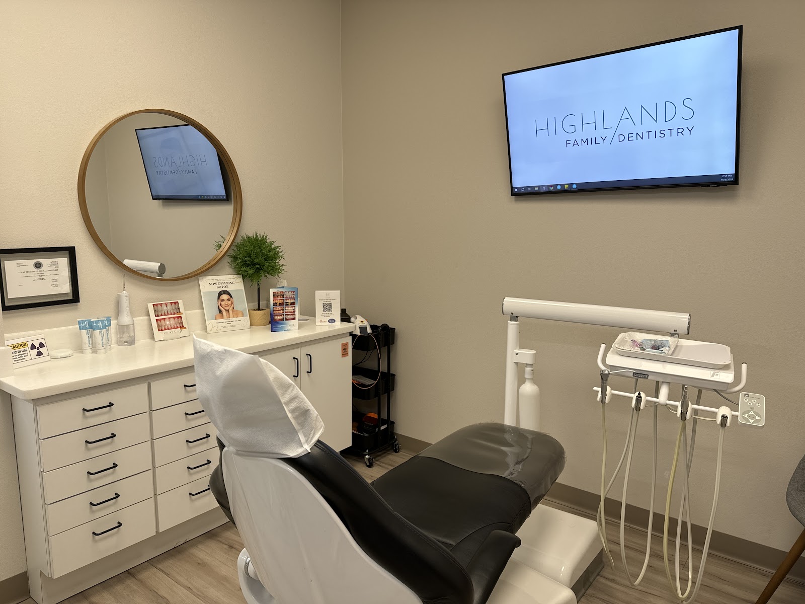Dental treatment room